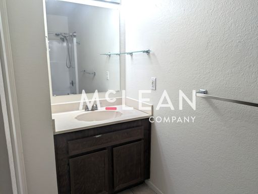  685 North Ashurst Court , #H207, Palm Springs, CA 92262