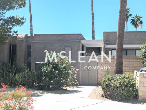 837 Calle De Pinos, Palm Springs, CA 92262