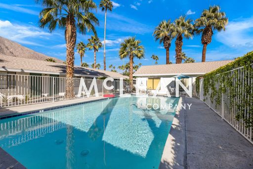 350 E Palm Canyon Drive #31, Palm Springs, CA 92264