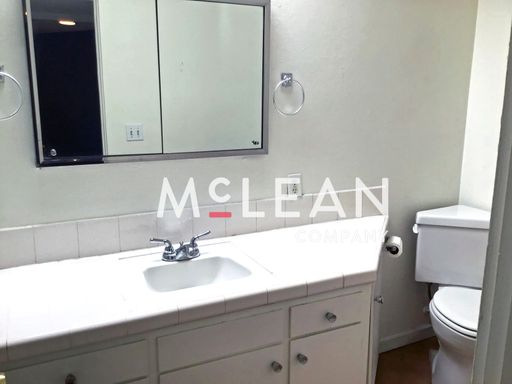 630 S Grenfall Road #11, Palm Springs, CA 92264