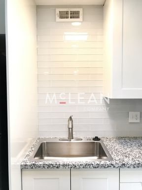 120 S. Saturmino Drive, Unit 07, Palm Springs, CA 92262