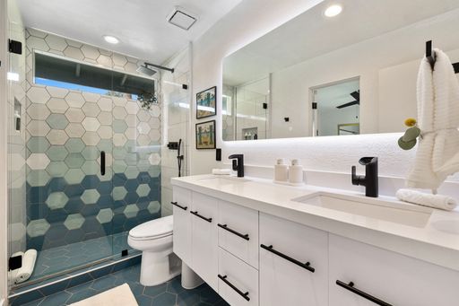 2445 E. Del Lago Rd, Palm Springs, CA 92262