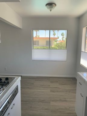 2290 South Palm Canyon Drive, Unit 20, Palm Springs, CA 92264
