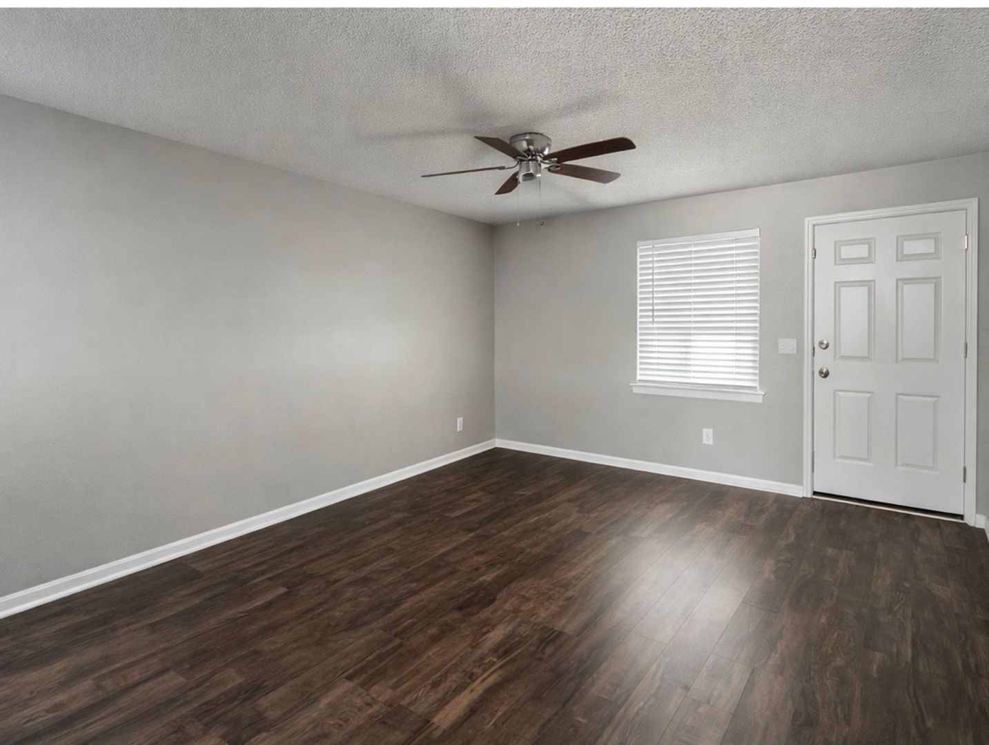 Valdosta Apartment: 1509 Pine Street