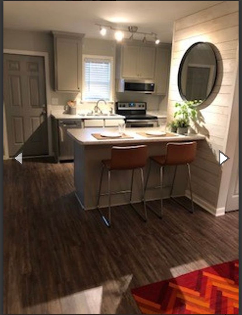 Valdosta Apartment: 1726 Poplar Street