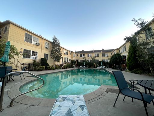 Charming 1 bedroom In The Heart of Los Feliz! – photo 1