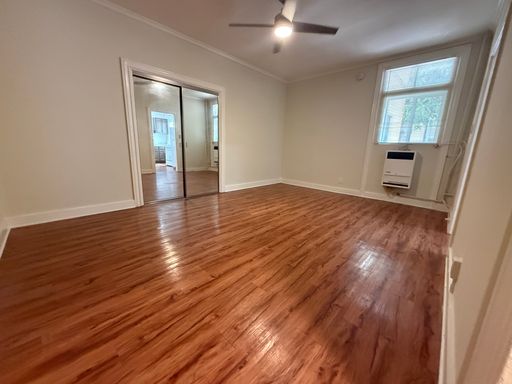 Historic K-Town Studio – Character, Conveniences, & Location! – photo 1