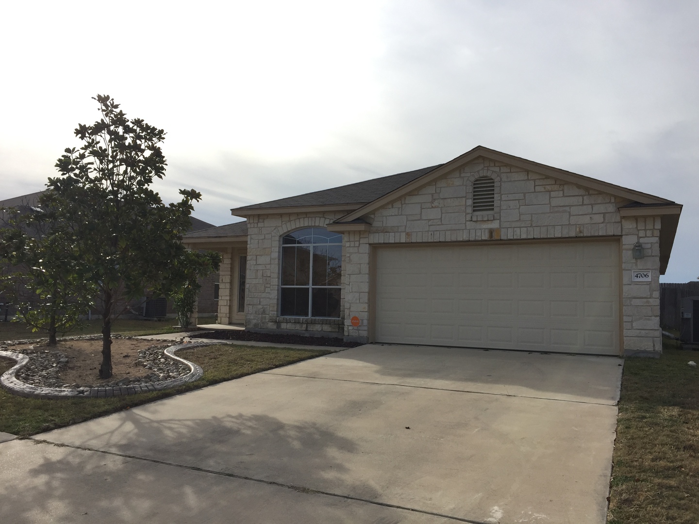 Killeen House: 4706 Sydney Harbour Ct