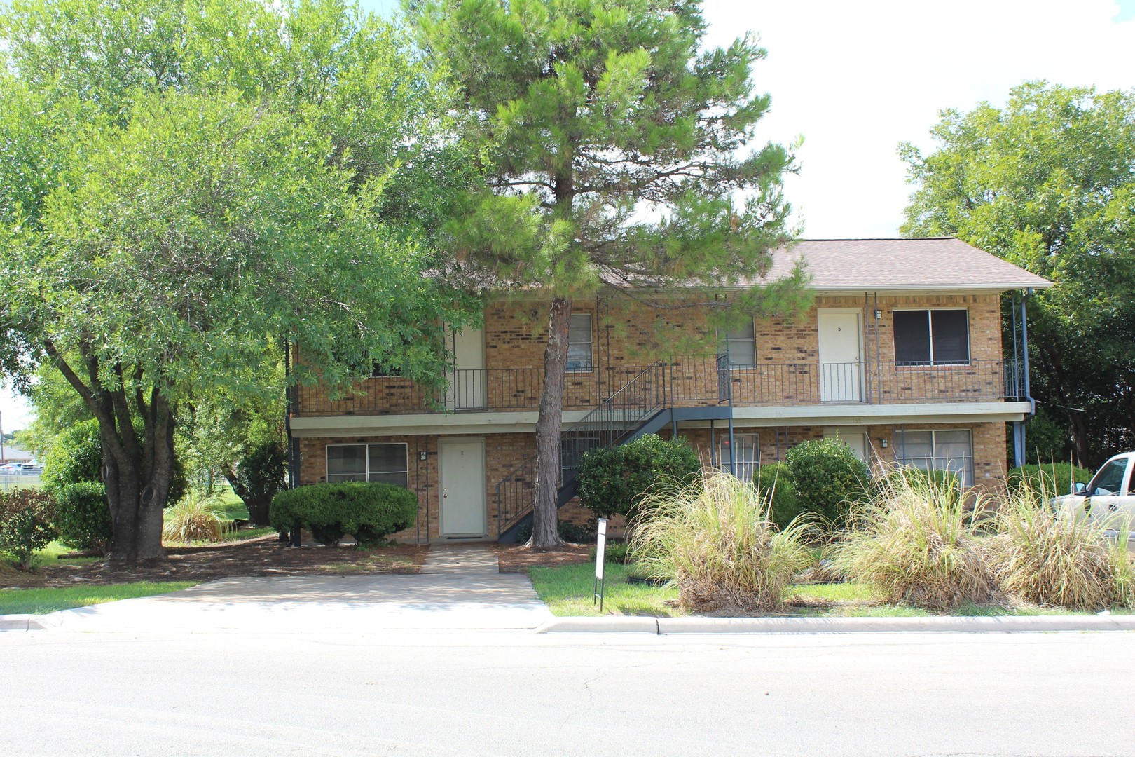 Copperas Cove Apartment: 137 Wolfe Rd