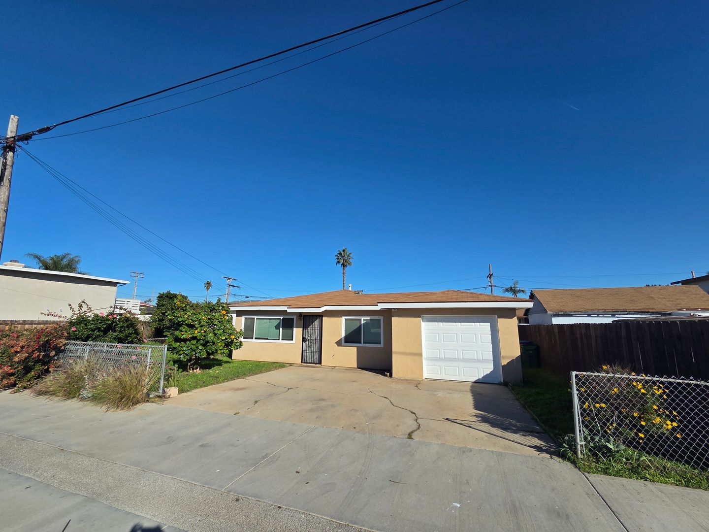 Imperial Beach House: 1166 Florence Street