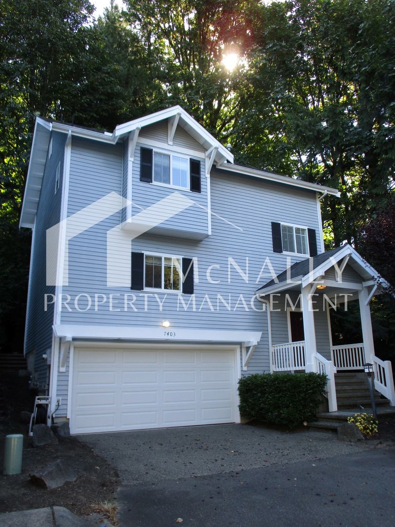 Gig Harbor House: 7403 Larkspur Ct.
