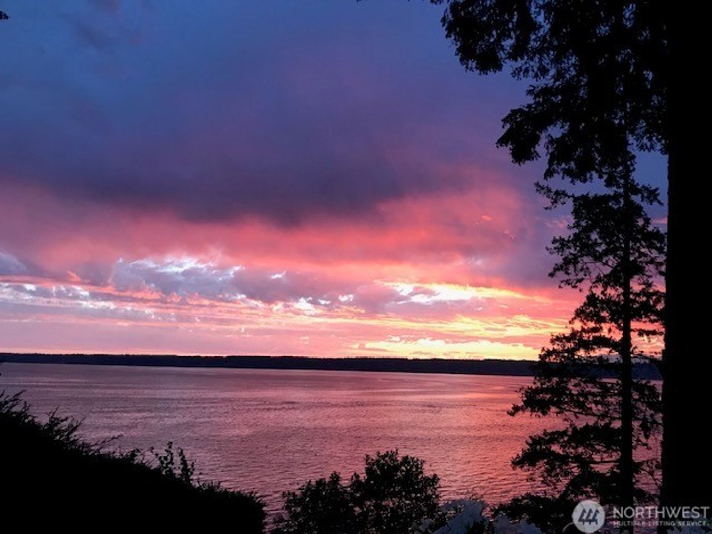 Gig Harbor House: 3722 Forest Beach Dr. NW