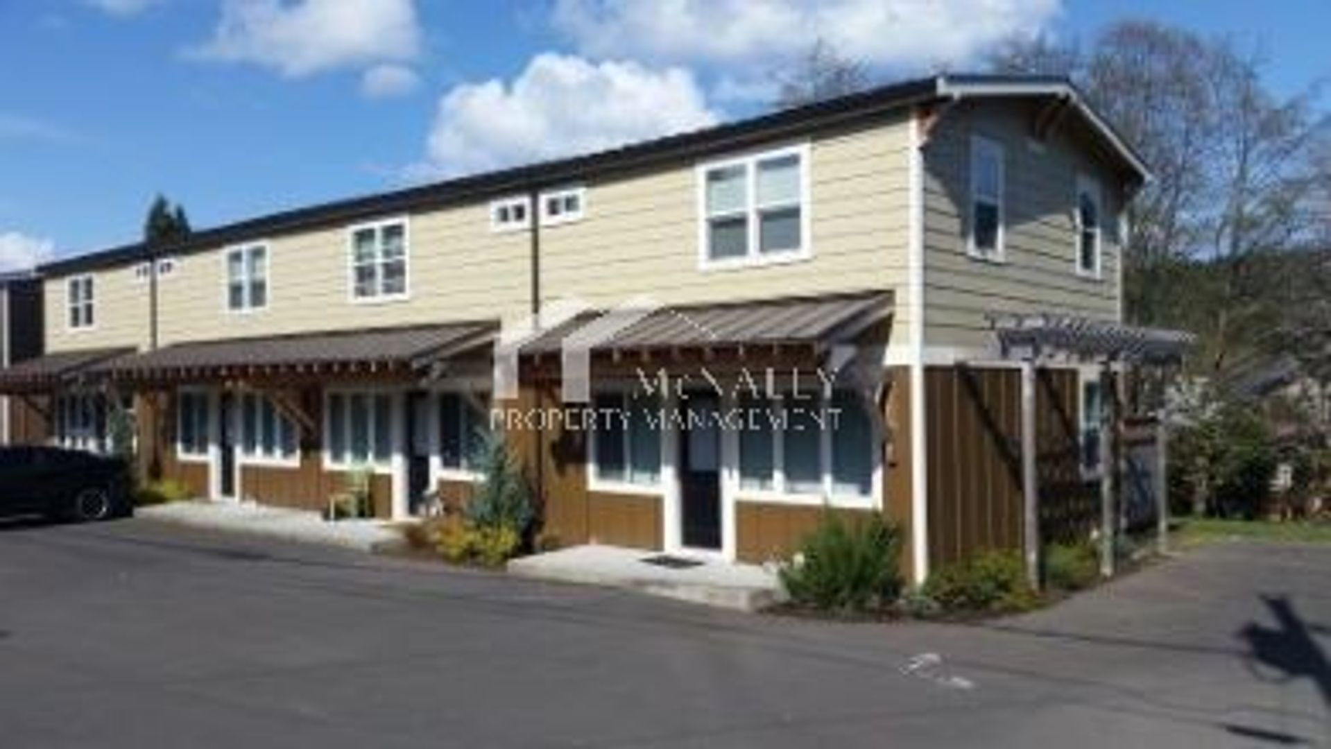 Gig Harbor Apartment: 3217 Tarabochia St #4