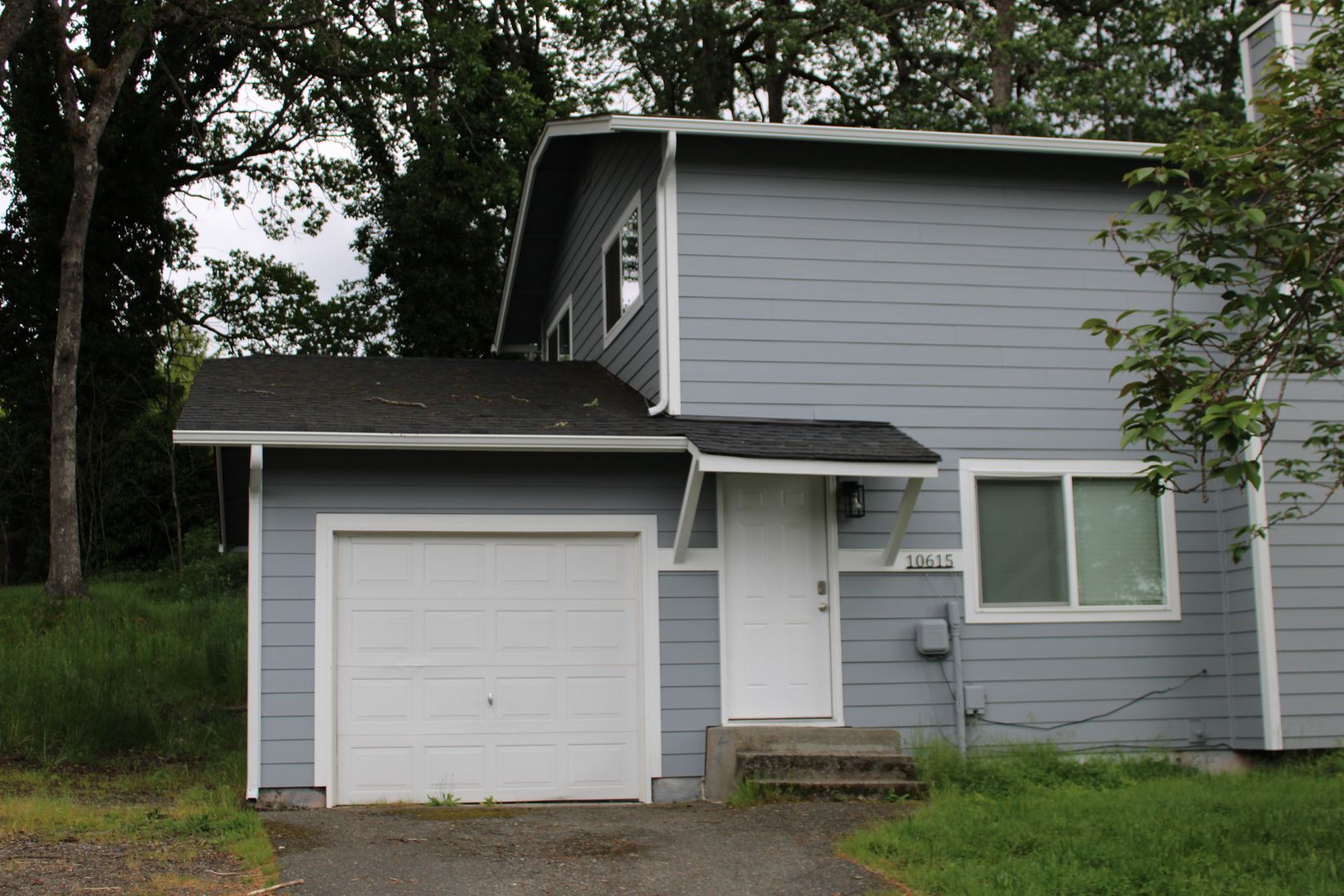 Tacoma Multiplex: 10615 10617 10th Ave Ct S