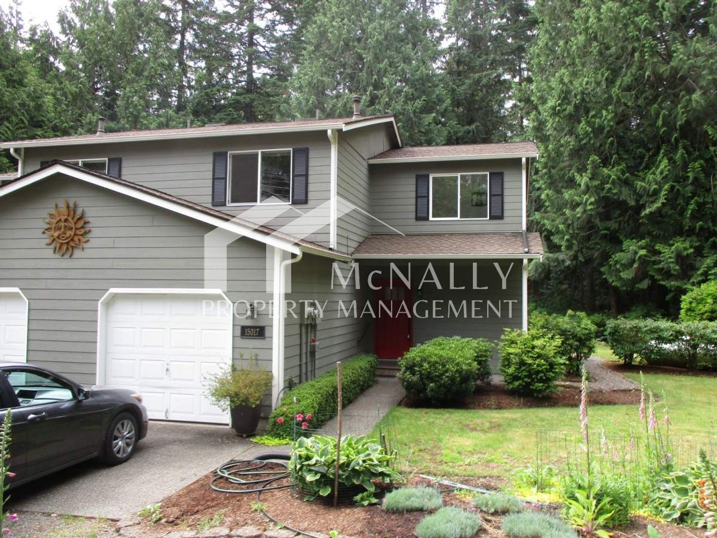 Gig Harbor House: 15017 42nd Avenue NW