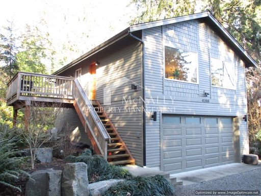 Fully Furnished 1 Bedroom Apartment in Gig Harbor