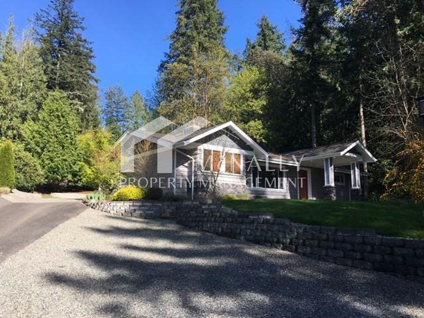 Gig Harbor House: 3303 East Bay Dr NW