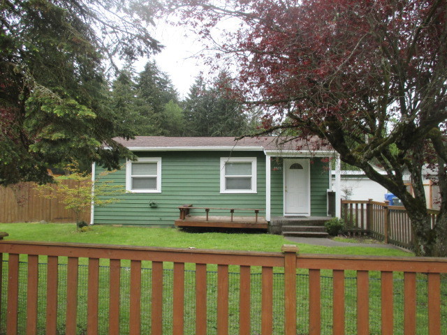 Tacoma House: 3928  So Tyler St