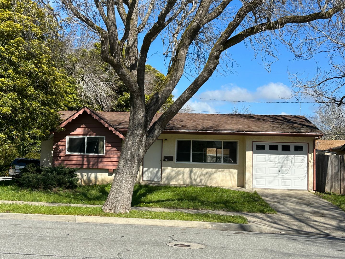 3 Bedroom, 2 Bathroom House in San Luis Obispo