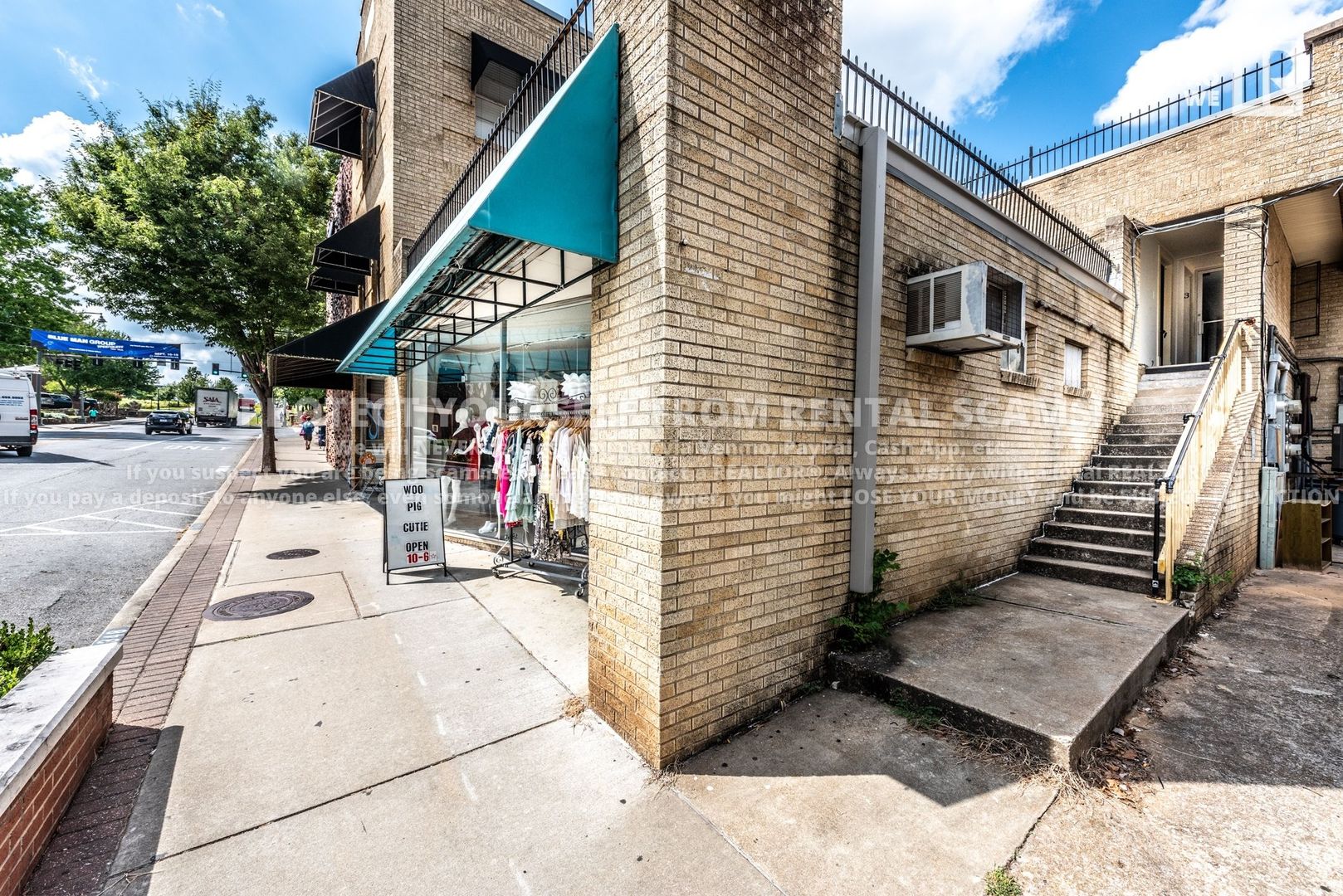 Fayetteville Apartment: 311 N Eureka Alley