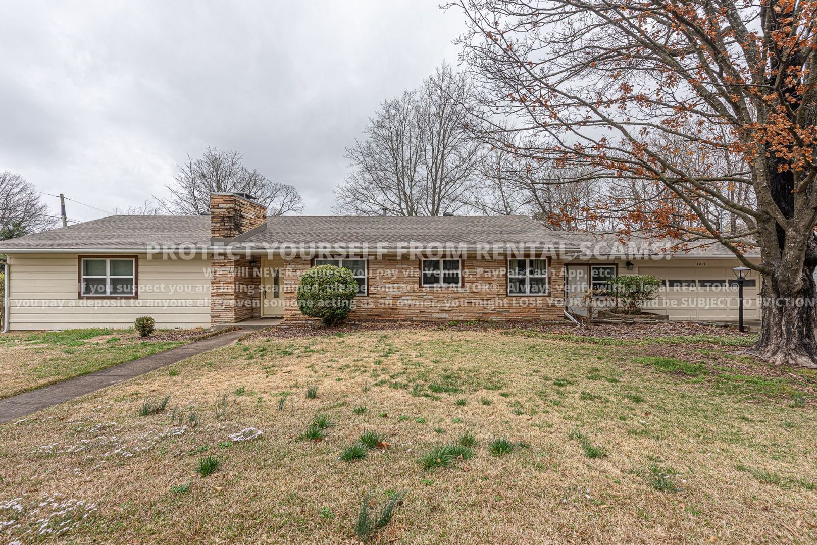 Fayetteville House: 1013 N Vandeventer Ave