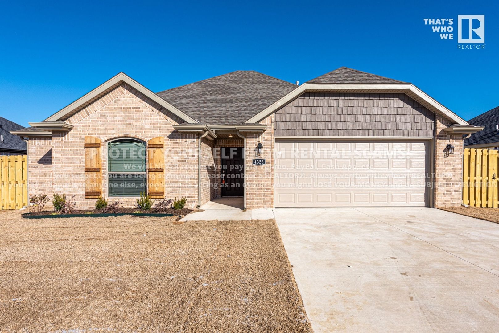 Fayetteville House: 4328 W Havana Ave