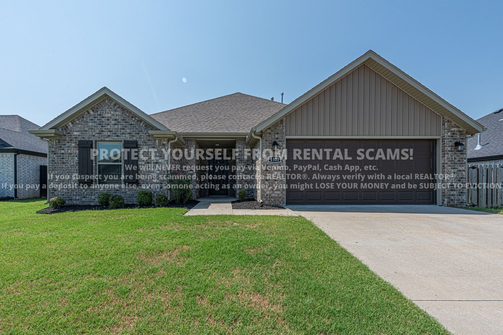 Fayetteville House: 4523 W Havana Ave