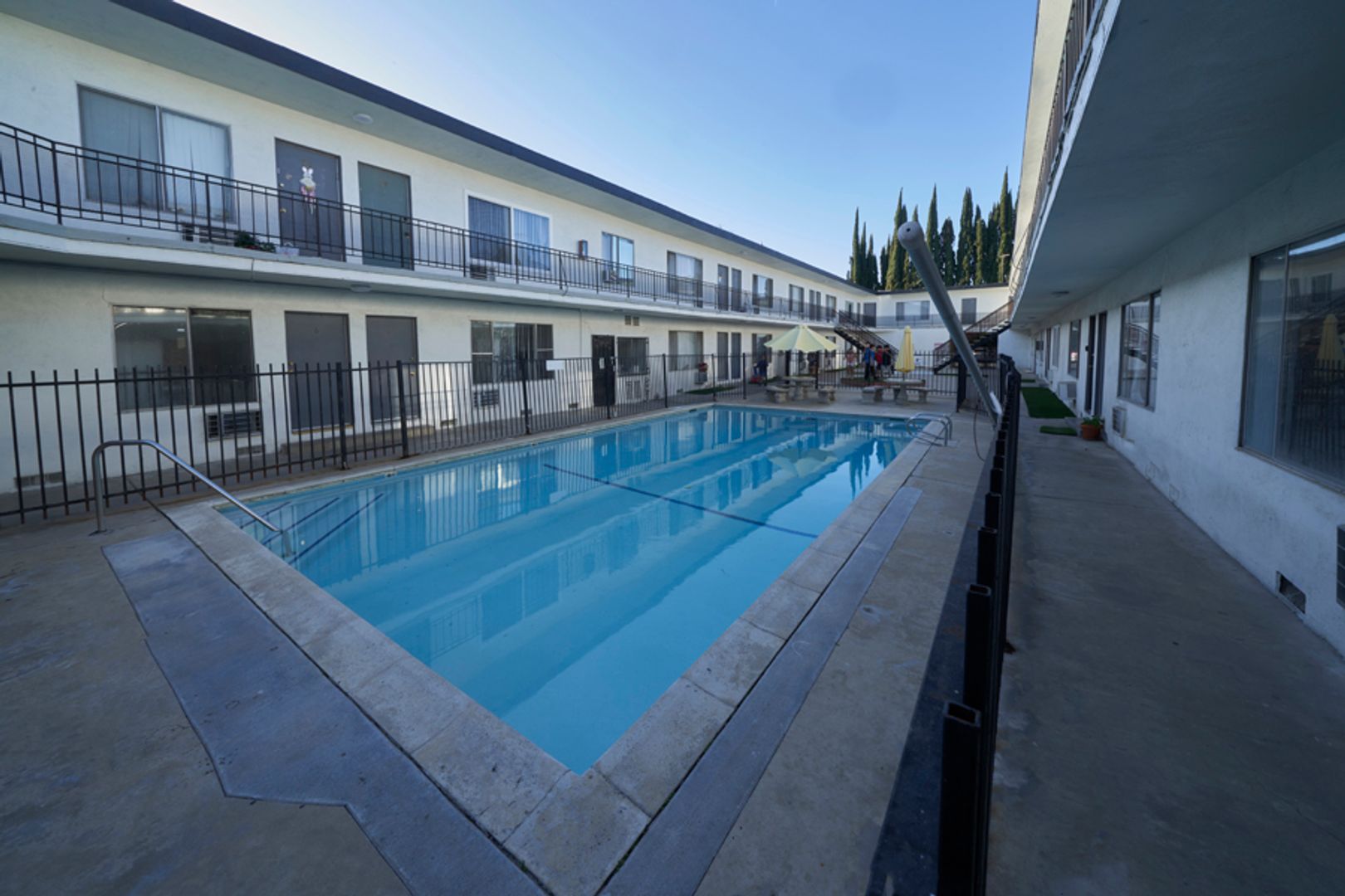 Winnetka Apartment: 20445 Saticoy St.