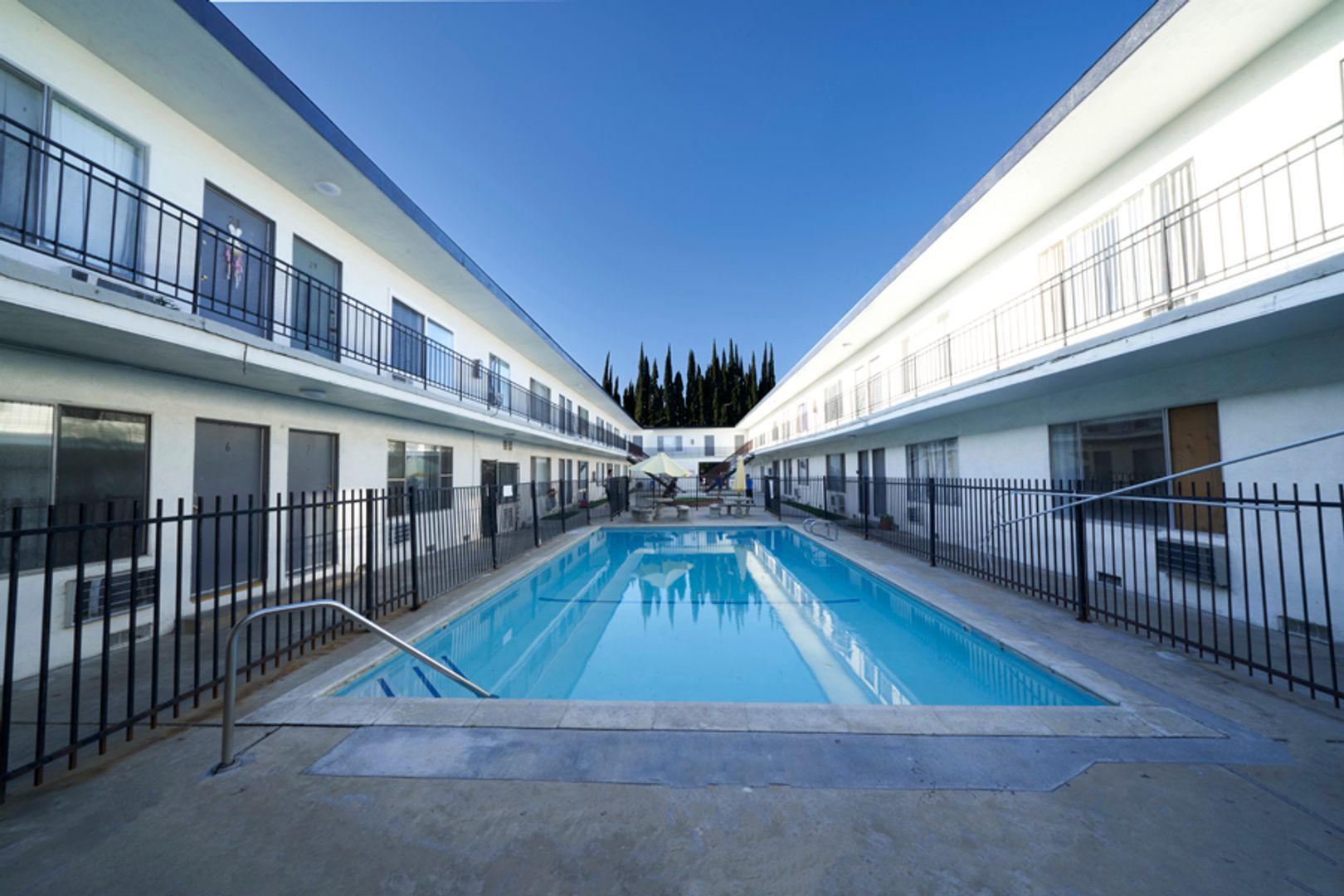 Winnetka Apartment: 20445 Saticoy St.