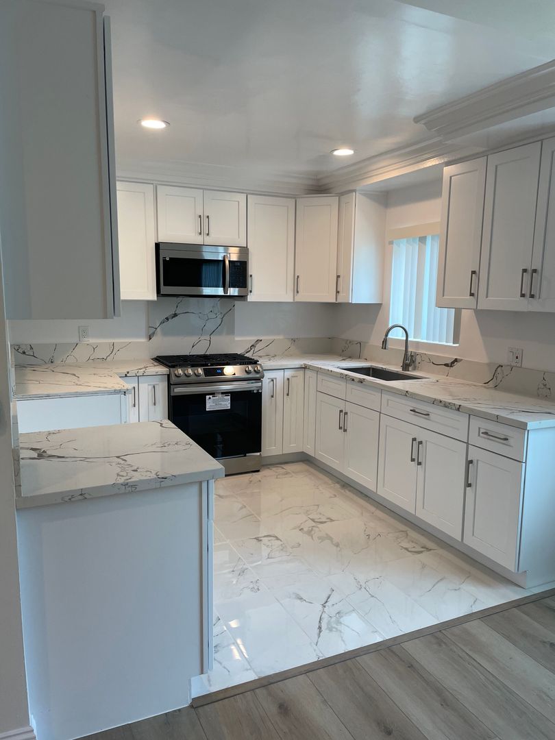 Valley Village Apartment: 11922 Burbank Blvd.