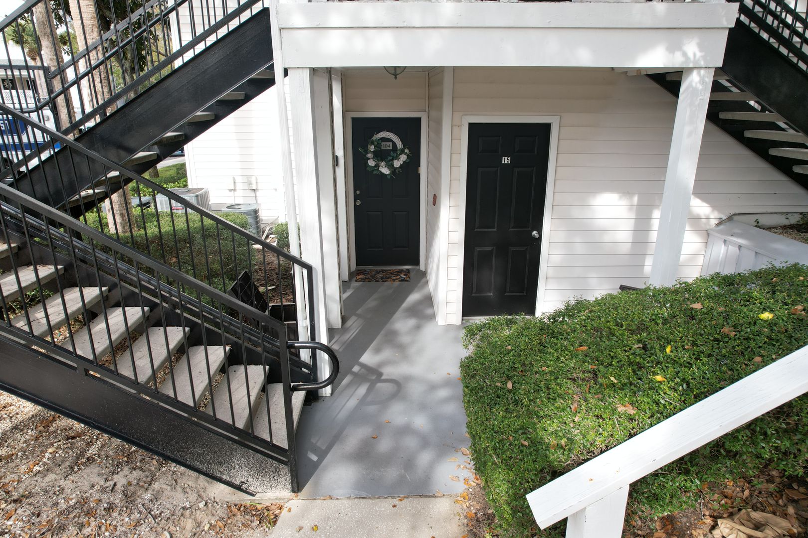 Palm Harbor House: 3301 Haviland Ct, Unit 104
