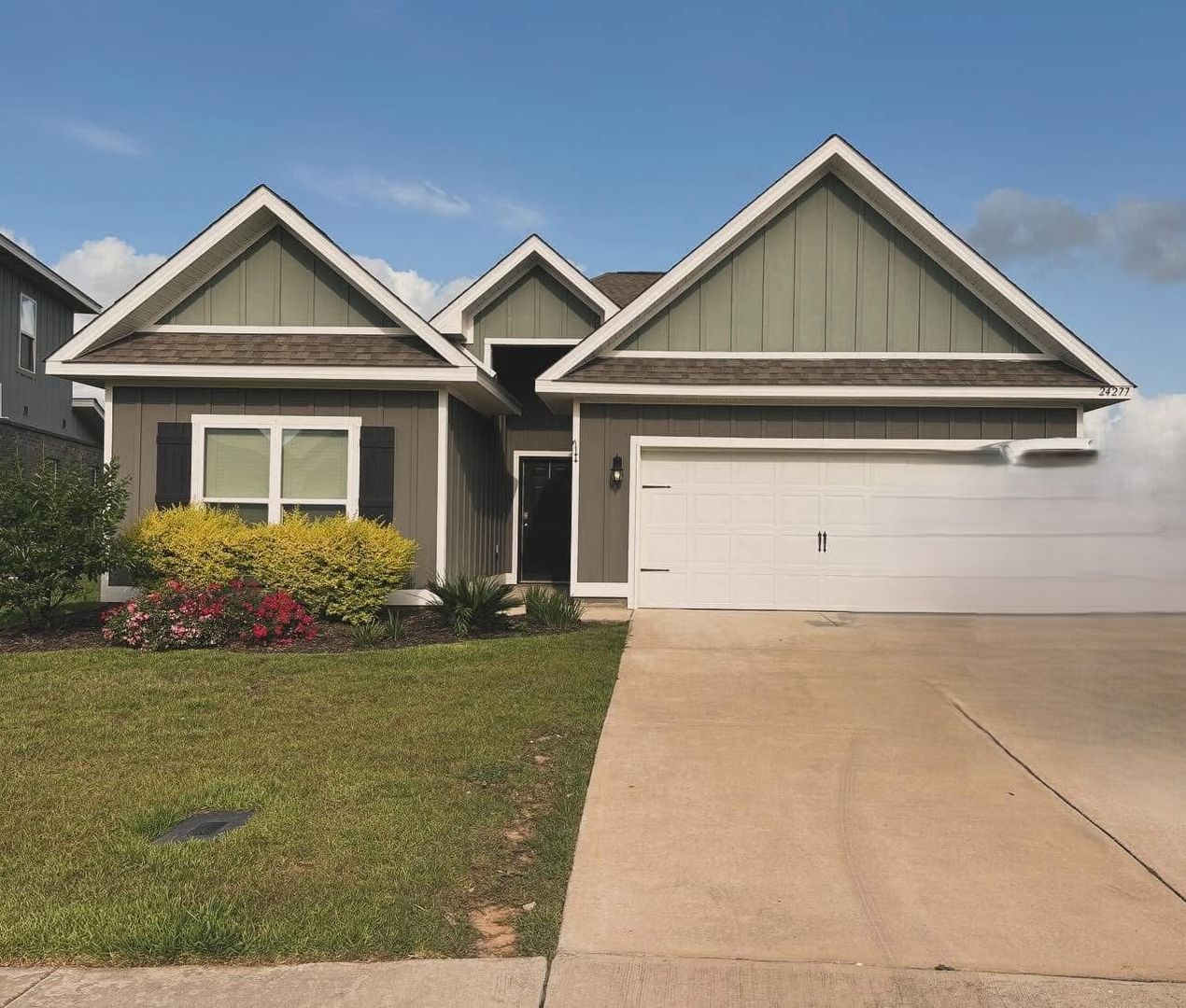 Daphne House: 24277 Alydar Loop
