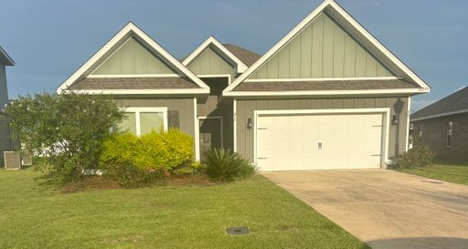 5 bedroom 3 bath home – photo 1