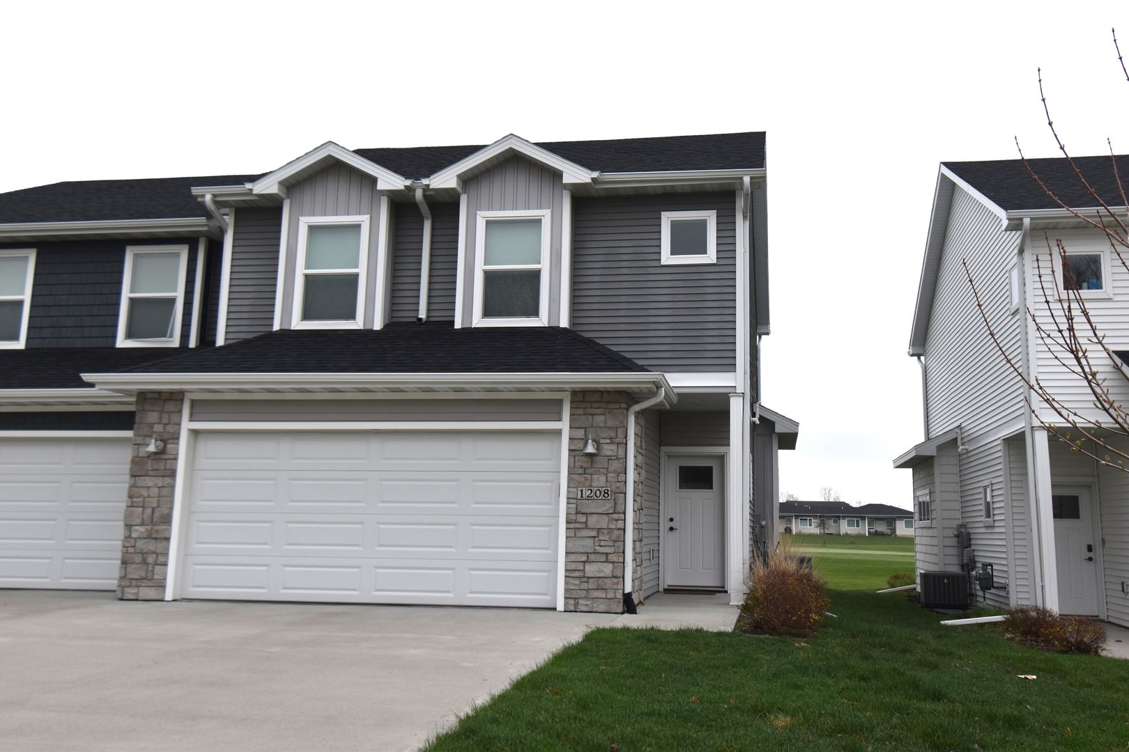 Boone House: 1208 S Linn Street