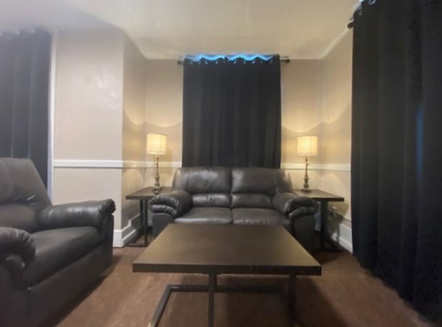 Boone Apartment: 814 8th St.