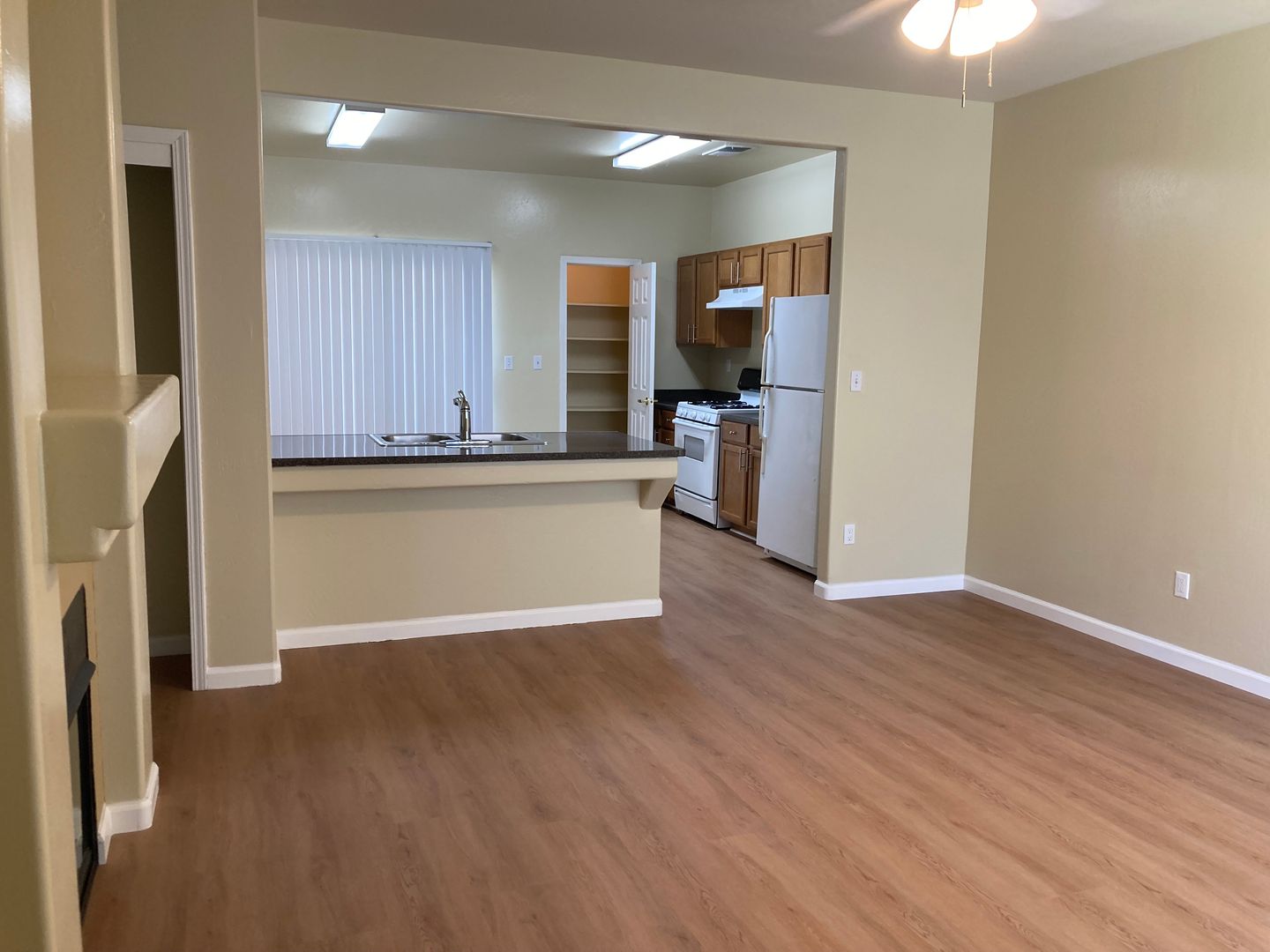 Bakersfield Apartment: 12906 Merlot Drive