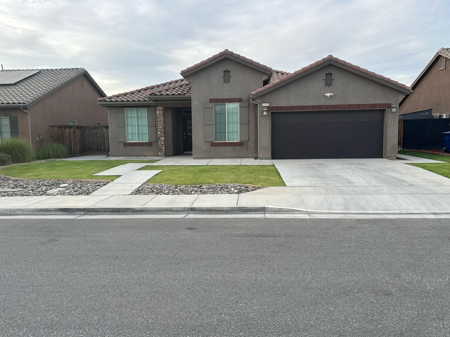 Shafter House: 9508 Laurelwood Court