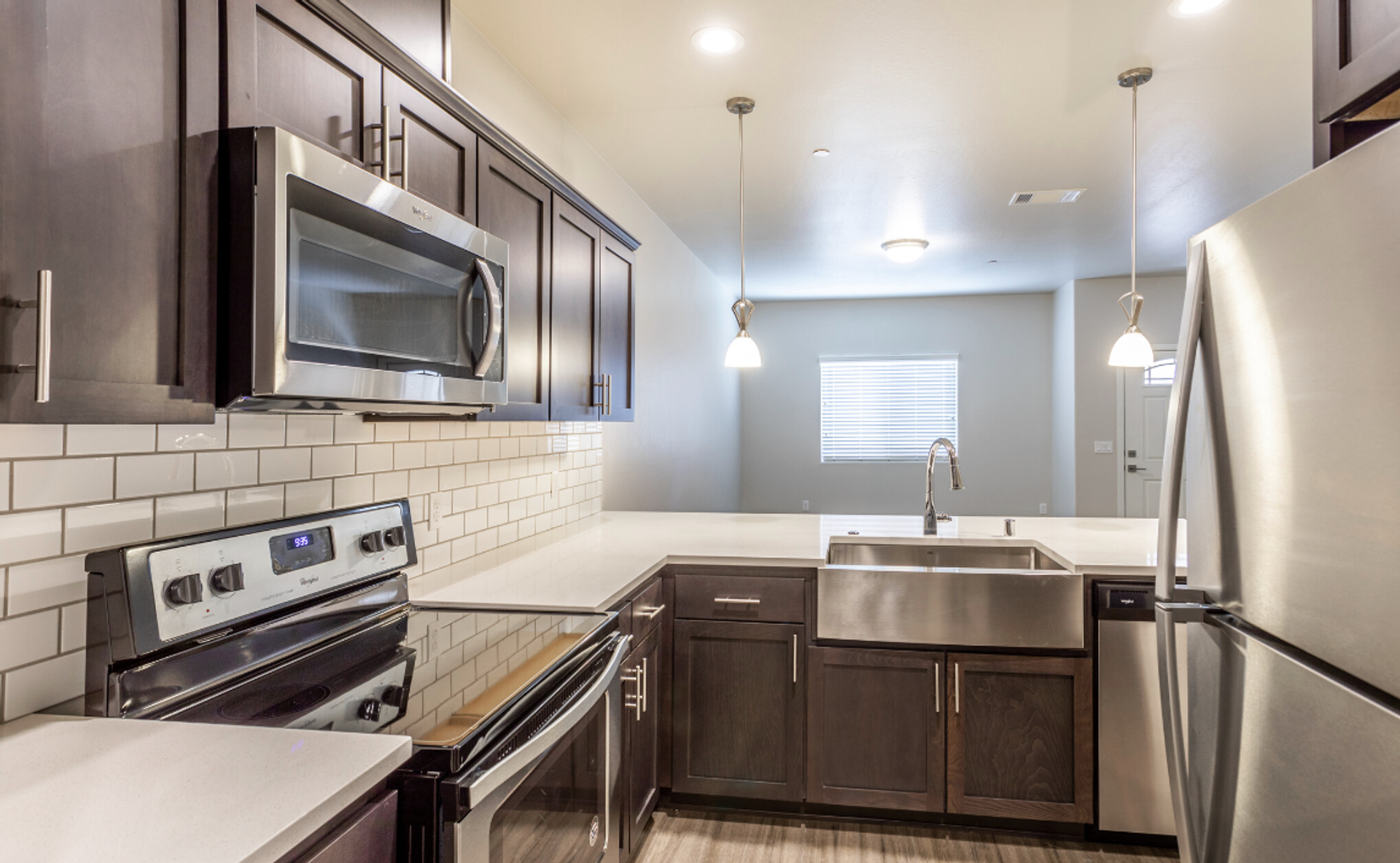 Bakersfield Apartment: 1610 Jenkins Road