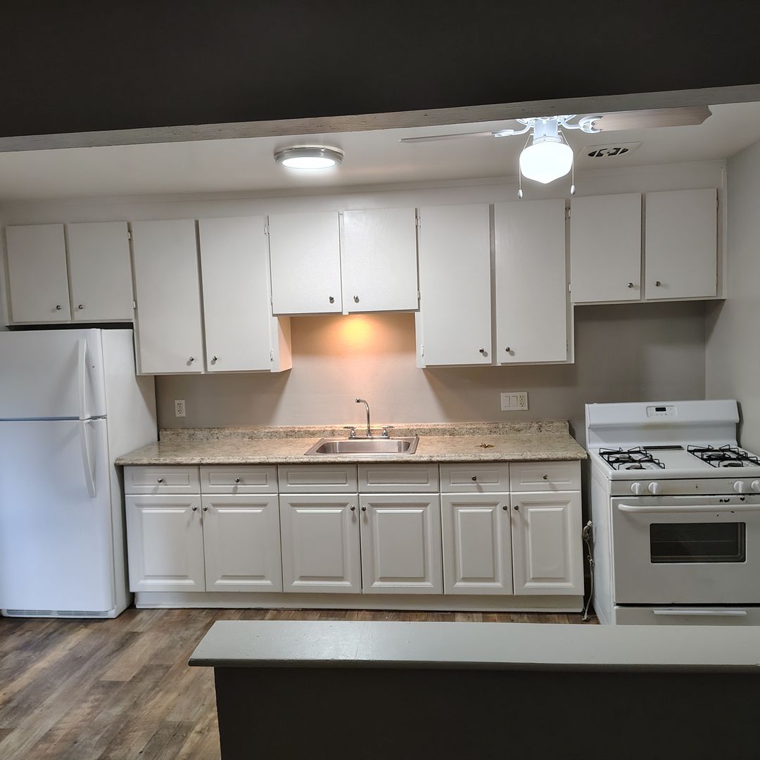 Sacramento Apartment: 2699 Darwin Street