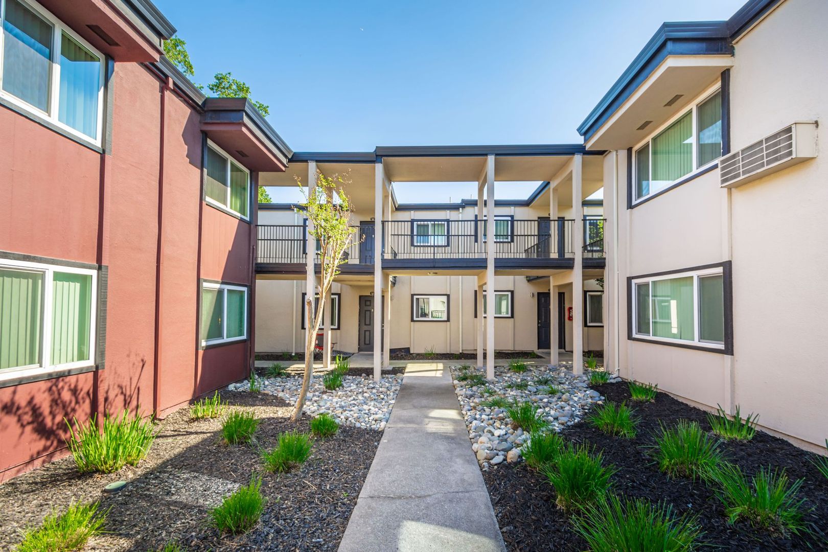Sacramento Apartment: 5050 Walnut Ave