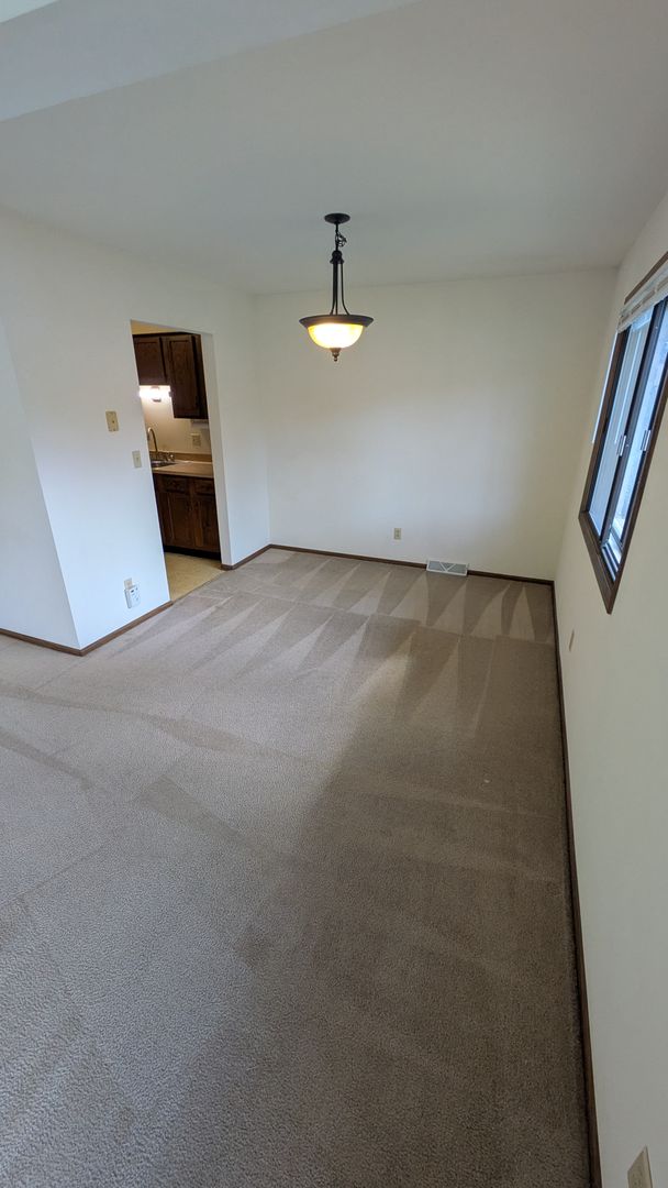 Milwaukee Apartment: 4225 N 104th St.