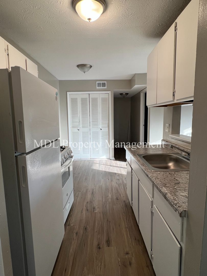 Saginaw Apartment: 2803 S Jefferson