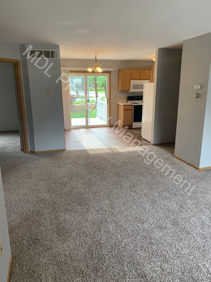 Midland Apartment: 4907 Hedgewood Dr