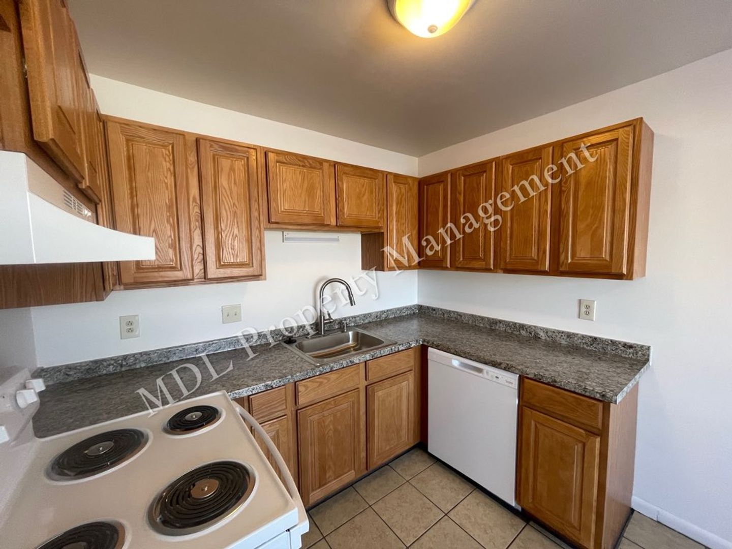 Saginaw Apartment: 2129 Weiss