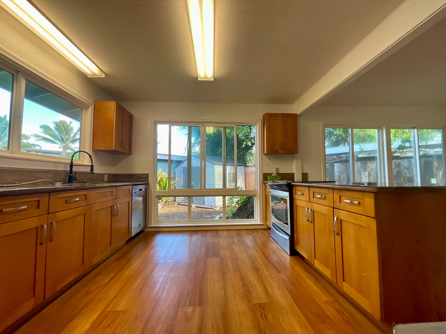 Laie House: 55-341 Pakelo Place