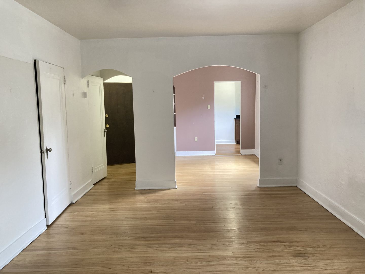 Pittsburgh Apartment: 5701 Munhall Road