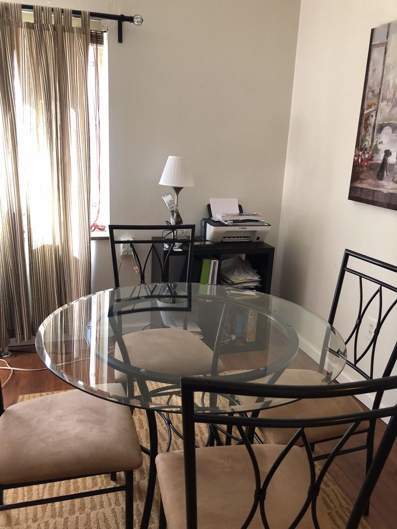 Pittsburgh Apartment: 5604 Fifth Avenue