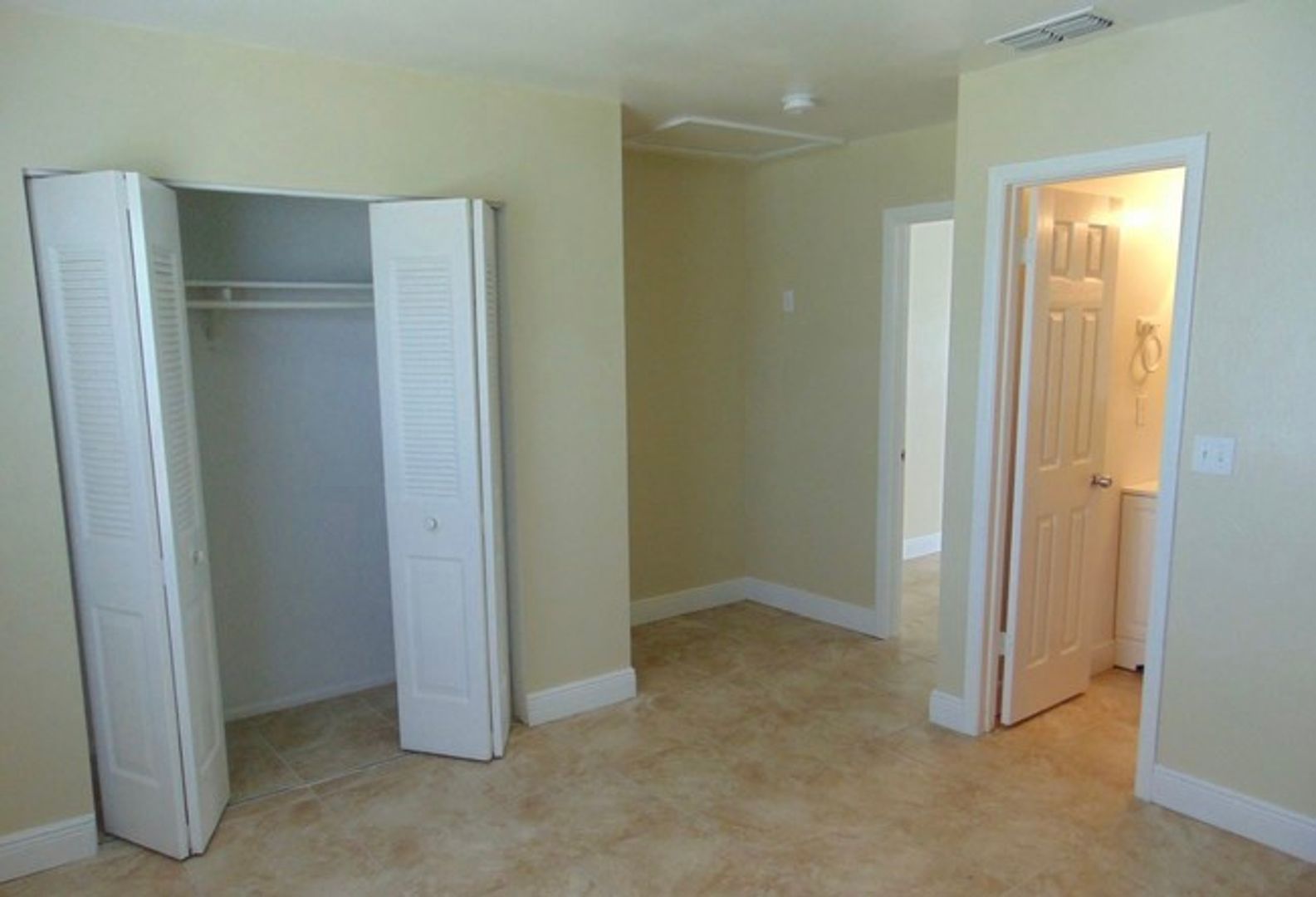 New Port Richey Apartment: 6807 Porter Rd