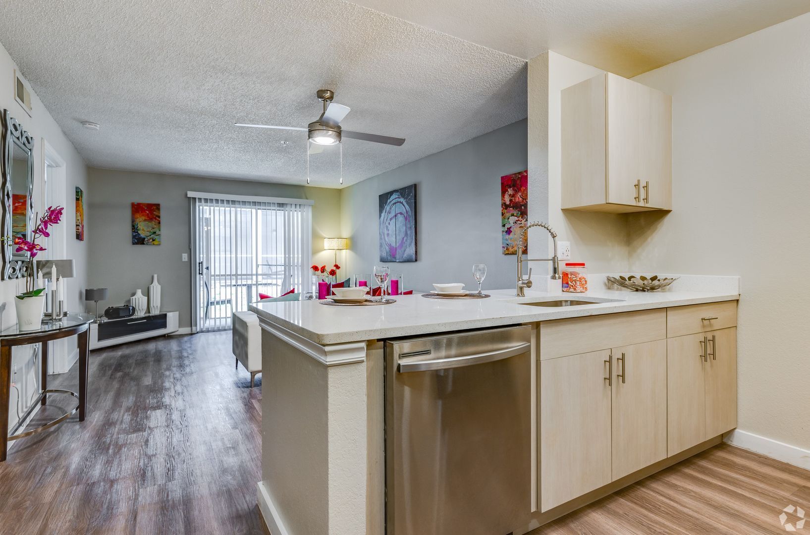 Orlando Apartment: 4793 N Pine Hills Rd