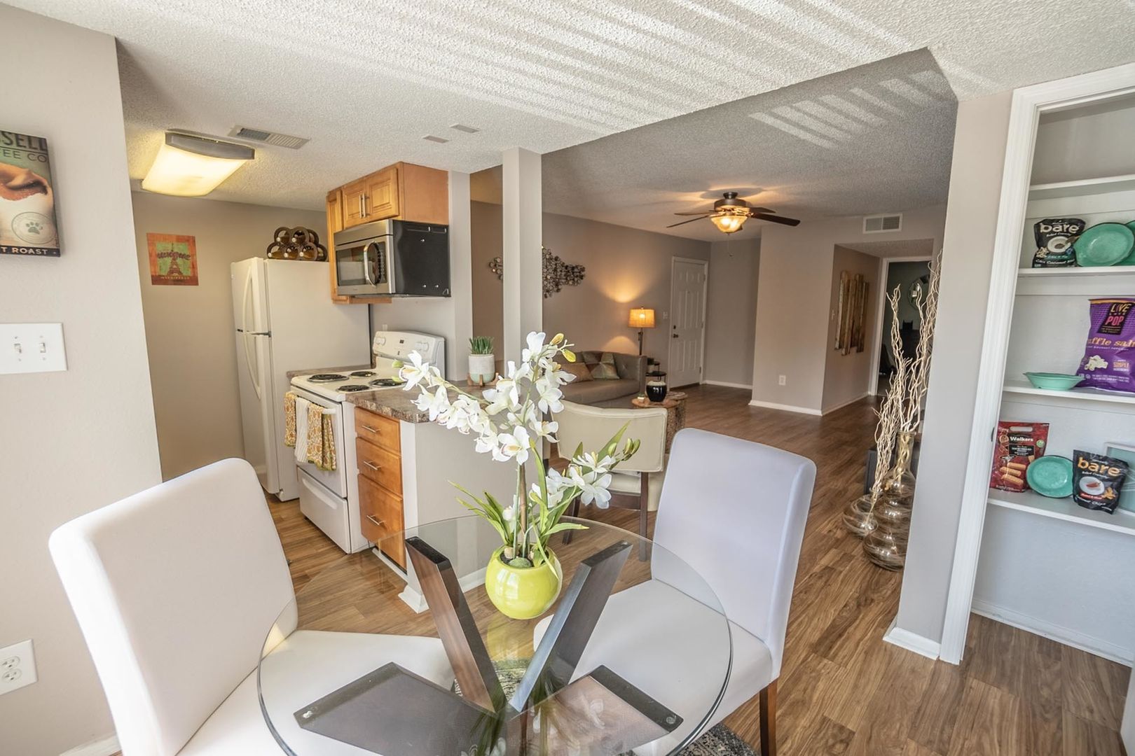 Tallahassee Apartment: 2855 Apalachee Parkway